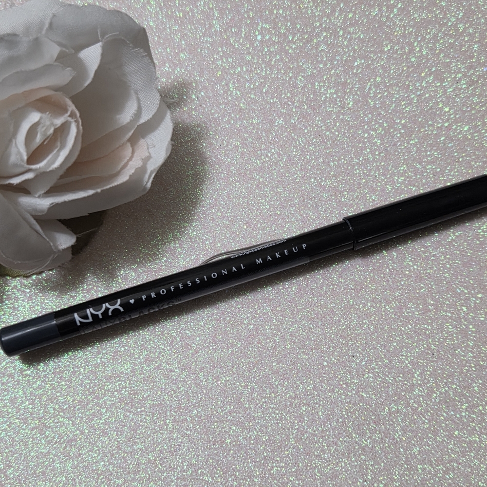 5/$25 ONYX ✨️ NYX Faux Blacks Eyeliner Pencil